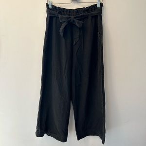 Wide leg paper bag waist cropped pants